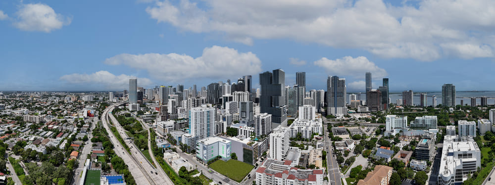 DOMUS BRICKELL CENTER